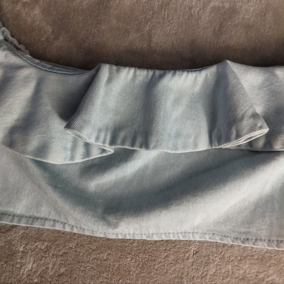 Twelve by OnTwelfth Denim Crop Top Size Medium - Picture 3 of 8